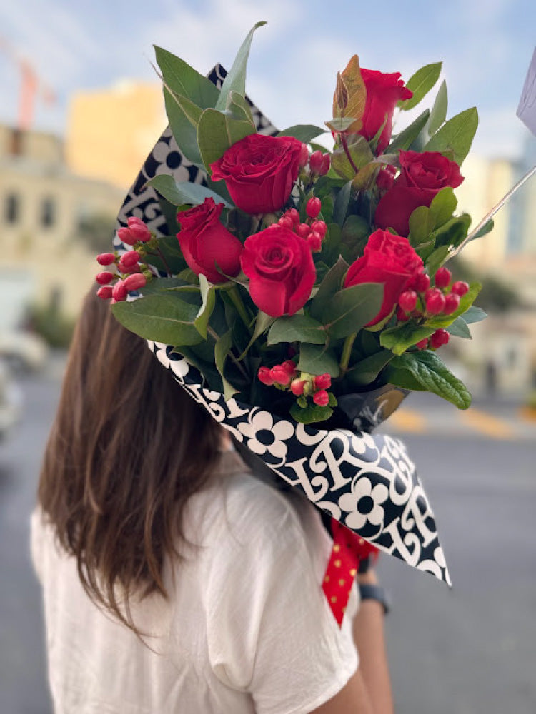 Ramo de Rosas Amore x6