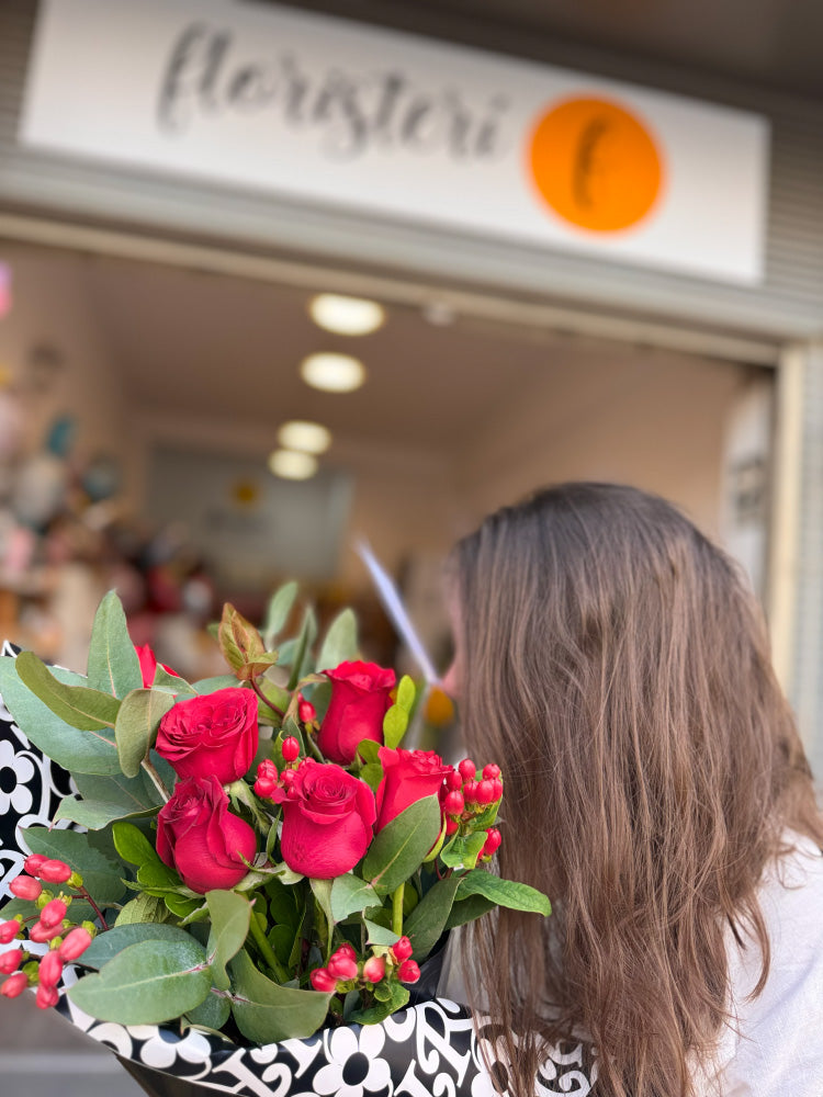 Ramo de Rosas Amore x6