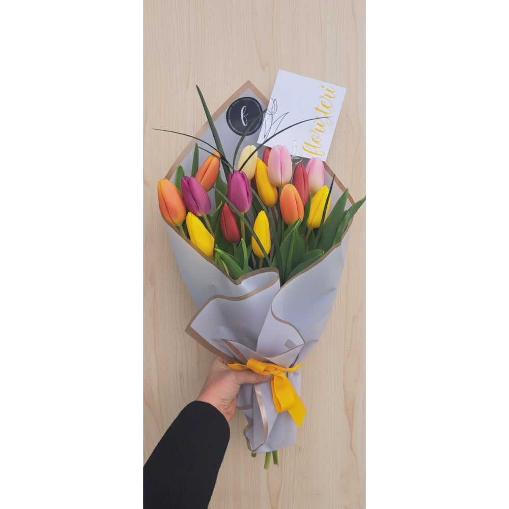 Ramo de Tulipanes Multicolor x20